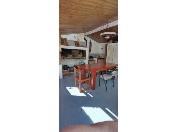Amplia propiedad en venta , excelente zona.