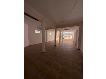 VENTA - Salón comercial Gualeguaychú 262
