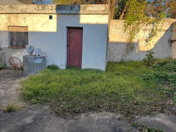 Vendo casa a reciclar zona Club Talleres