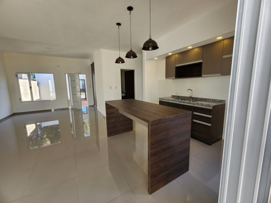 CASA A ESTRENAR