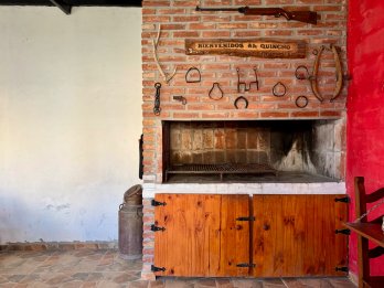VENTA CASA DOS DORMITORIOS EN CALLE SANTA MARIA