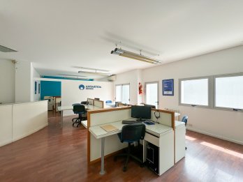 VENDO HERMOSA OFICINA EN EDIFICIO CON AMENITIES, EN EL PARQU