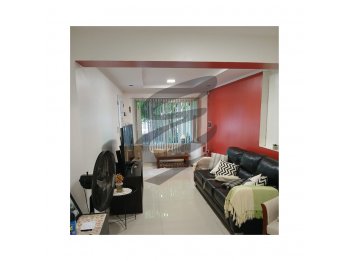 VENDO CASA EN BARRIO MERCANTIL