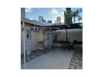 VENDO CASA EN BARRIO MERCANTIL