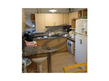 VENDO CASA EN BARRIO MERCANTIL