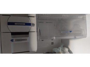 Heladera WHIRPOOL 404 LT Con Freezer Descong. Automático
