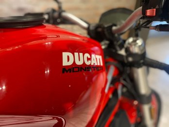 DUCATI MONSTER 797. Recibo vehículos de menor y mayor valor