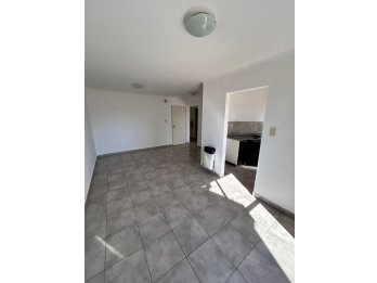 SE ALQUILA DEPTO DE 1 DORM EN PARANÁ, CALLE BERTOZZI 454.