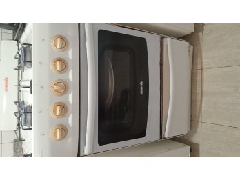Cocina usada en funcionamiento