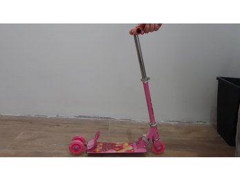 Monopatin plegable color Rosa