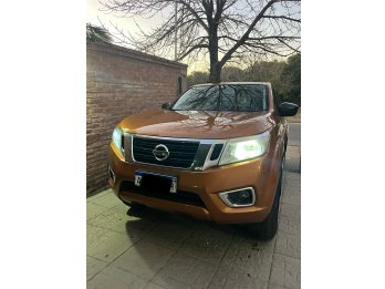 Vendo Nissan Frontier 4x2 2018 con 116000km  U$S20.000