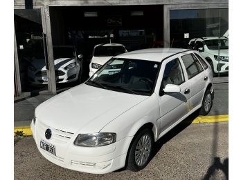Gol Power 2013 con 65.000km $7.000.000 y cuotas
