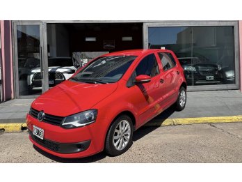 Fox 2015 con 80.000km $9.000.000 y cuotas