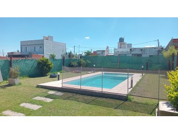 Casa tipo cabaña en VENTA zona Solvencia San Benito