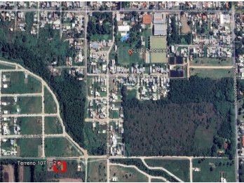 VENDO AMPLIO TERRENO LAPACHOS