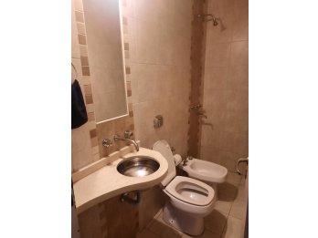 VENDO INMUEBLE UBICADO EN CALLE VILLAGUAY