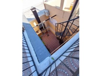 PARTICULAR VENDE CASA ZONA CENTRO🏠