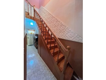 HERMOSA CASA EN ZONA EX HIPODROMO, CALLE 3 DE FEBRERO.