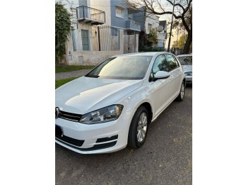 DUEÑA VENDE Golf confortline c/ cruise control y caja DSG 7