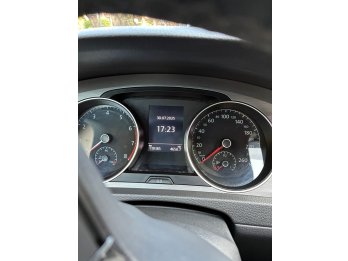 DUEÑA VENDE Golf confortline c/ cruise control y caja DSG 7