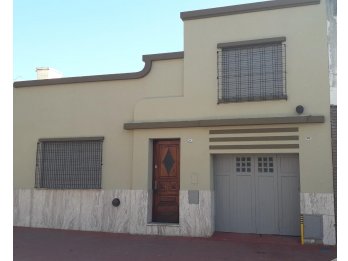 EXCELENTA CASA PARA CONSULTORIOS U OFICINAS