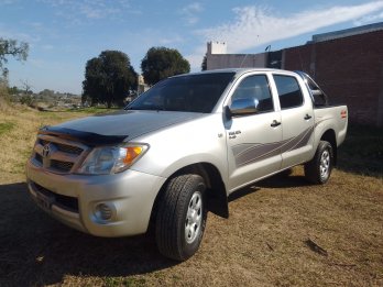 ☘️☘️VENDO TOYOTA HILUX ☘️☘️