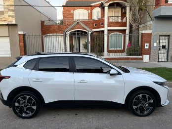 Nuevo Kia K3 Cross GT line 2025 con 2500 km