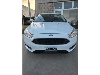 FORD FOCUS SE 2016