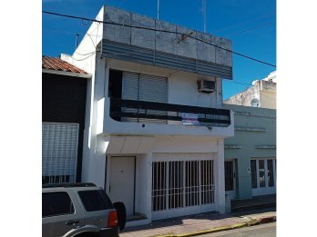 Casa en VENTA. Excelente Ubicación en el Centro de Concordia