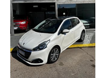 Peugeot 208 Feline $10.000.000 y cuotas