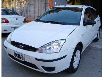 Focus Ambiente 1.6 nafta cadeero 2009