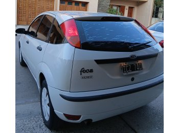 Focus Ambiente 1.6 nafta CADENERO!! En Valle María