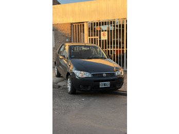 Fiat Palio Attractive 1.4 2015 88xxx kms