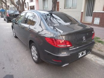 VENDO PEUGEOT 408 modelo 2011 - AUTOMATICO