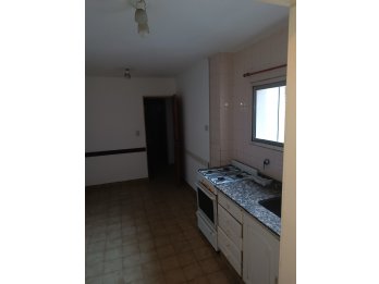 Se alquila excelente dpto. calle Córdoba (zona Parque Urquiz