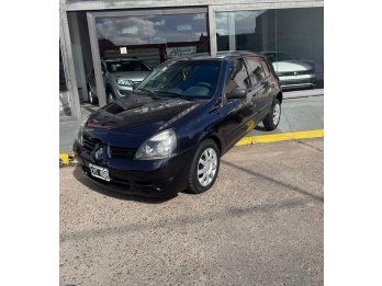 Clio confort 2012 $5.000.000 y cuotas