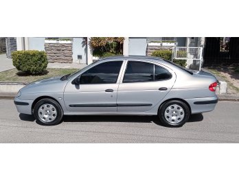 Vendo Renault Megane 1.6 16v 2007