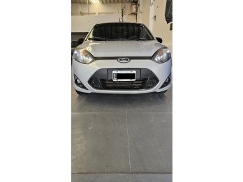 FORD FIESTA MAX ONE 1.6 AMBIENTE PLUS MP3
