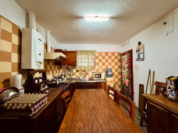 VENTA CASA 2 DORMITORIOS
