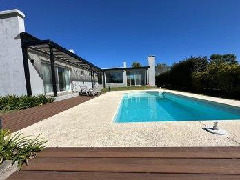 Gran Casa Quinta En Oro Verde