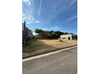 VENDO TERRENO BARRIO PRIVADO PUERTO URQUIZA