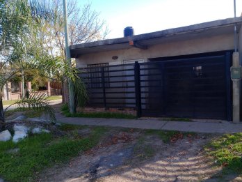 PARTICULAR VENDE//COLONIA AVELLANEDA