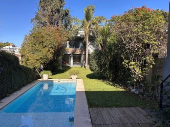 ✅️VENDO HERMOSA CASA ZONA PLAZA SAENZ PEÑA U$S 360.000🔥