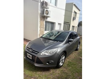 VENDO FORD FOCUS 2015 -EXCELENTE ESTADO
