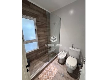 CASA PREMIUM EN ORO VERDE, PISCINA Y JARDIN VERDE. EXCELENTE