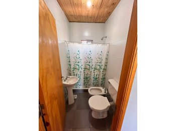 CASA QUINTA CON PISCINA EN COLONIA ENSAYO, TERRENO DE 450M2.