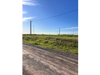 TERRENOS EN PARANÁ, ZONA SUR, ENTREGA 50% Y 12 CUOTAS FIJAS.