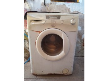 Líquido Lavarropa automático funcionando