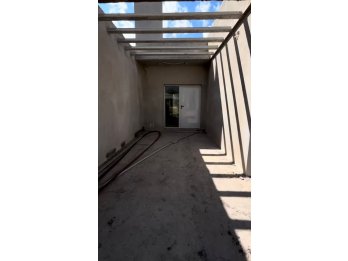 CASA A ESTRENAR EN ORO VERDE, 2 DORM Y FONDO VERDE.