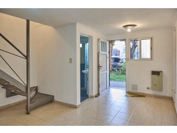 PH VENTA IRIGOYEN Y CHACABUCO
